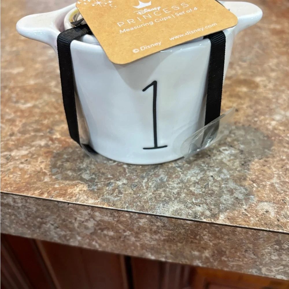 Rae Dunn Disney Princess Ceramic Measuring Cups set with handles - Picture 2 of 3